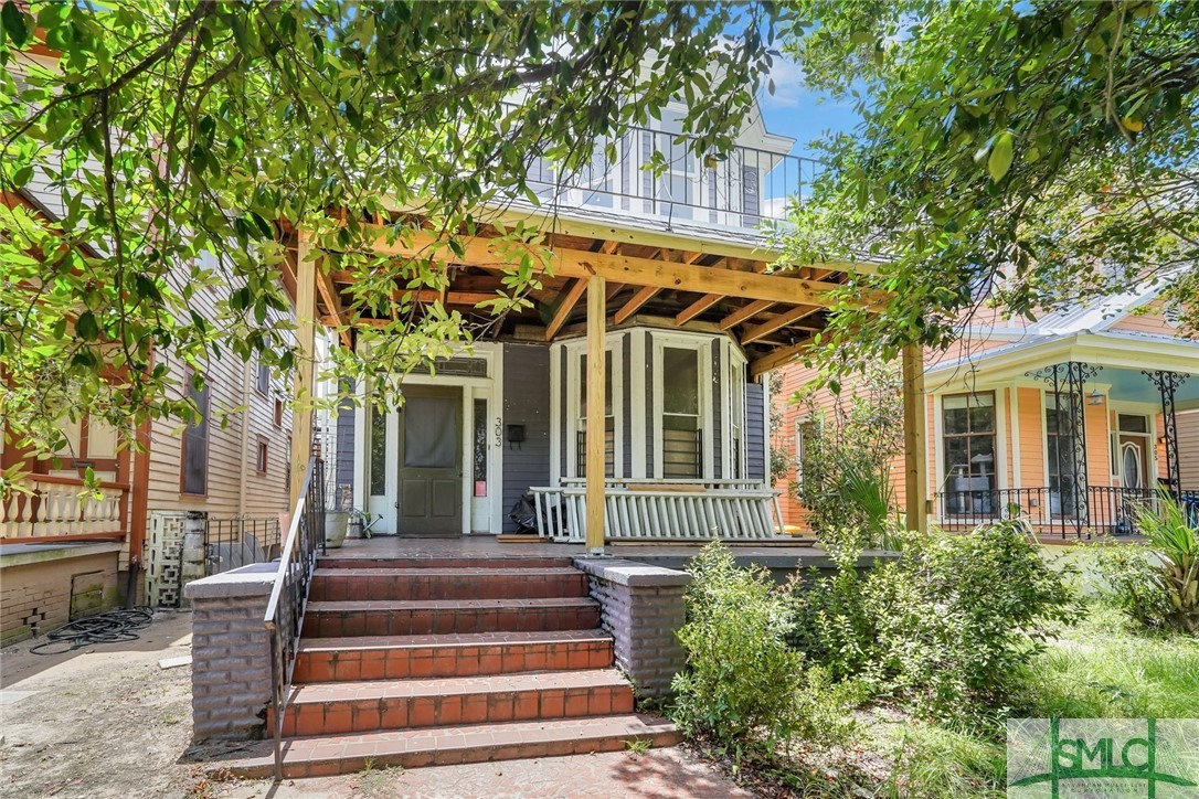 303 West 39th Street Savannah, GA 31401 - Photo 3 of 38