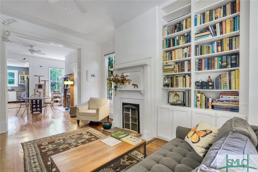 303 West 39th Street Savannah, GA 31401 - Photo 7 of 38