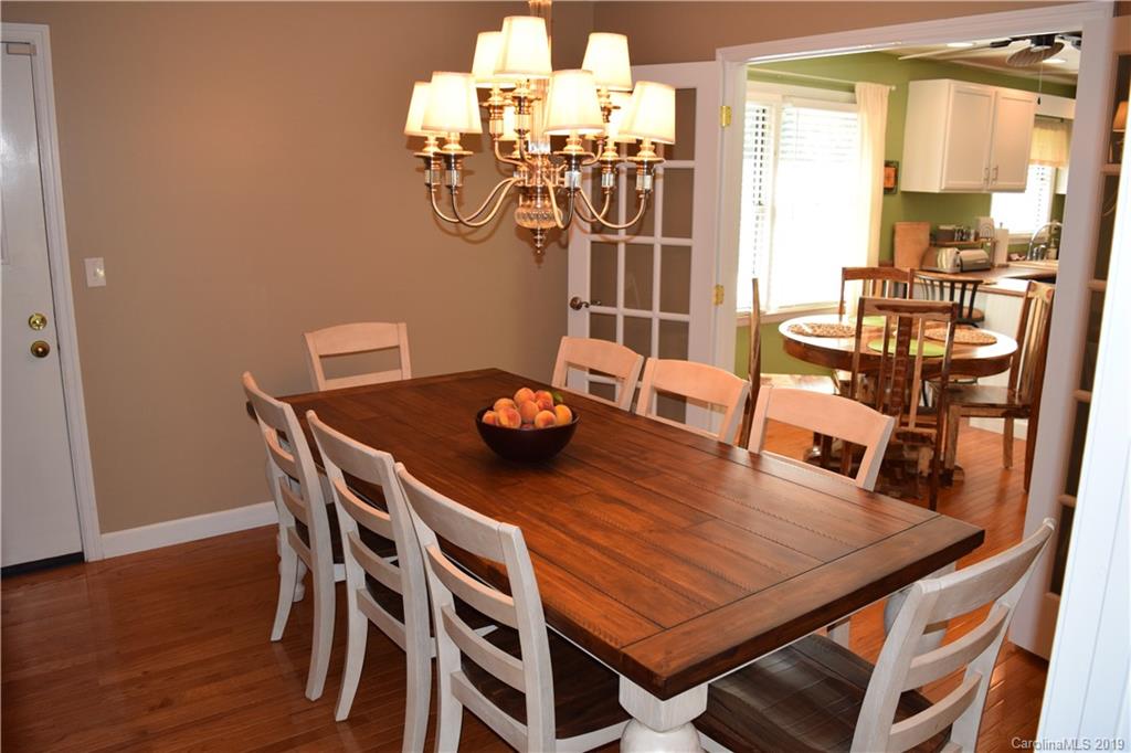 1212 Hebron Road Hendersonville, NC 28739 - Photo 17 of 47 Gallery Image 17