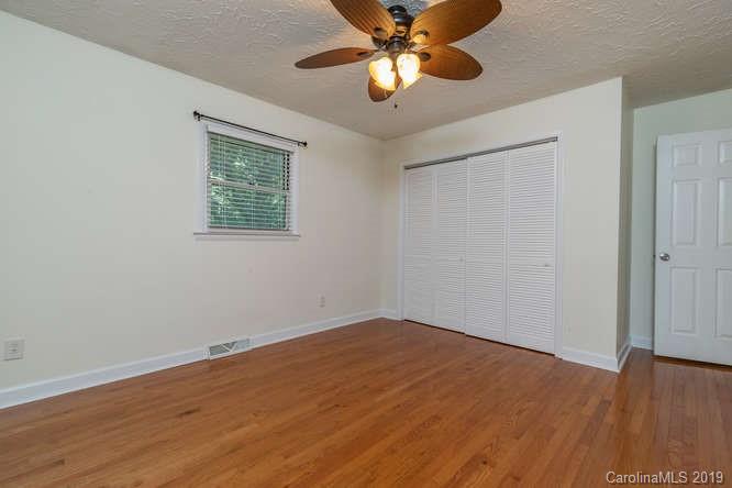 1212 Hebron Road Hendersonville, NC 28739 - Photo 20 of 47 Gallery Image 20
