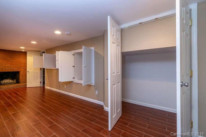 1212 Hebron Road Hendersonville, NC 28739 - Photo 27 of 47 Gallery Image 27