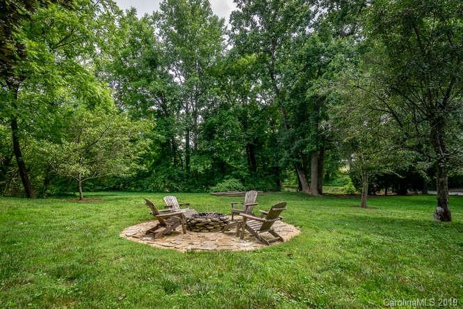 1212 Hebron Road Hendersonville, NC 28739 - Photo 38 of 47 Gallery Image 38