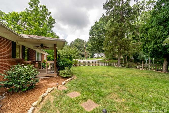 1212 Hebron Road Hendersonville, NC 28739 - Photo 6 of 47 Gallery Image 6
