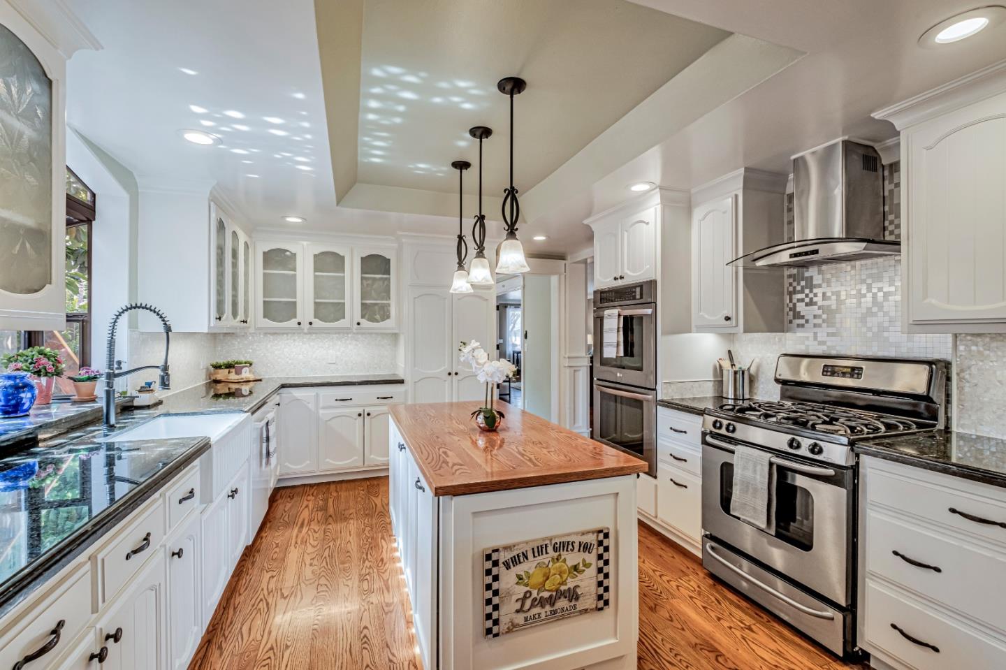 18 Linden Road Watsonville, CA 95076 - Photo 2 of 57