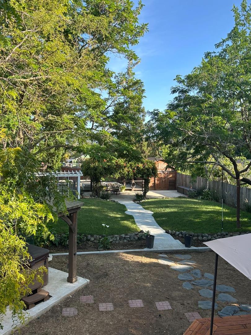 18 Linden Road Watsonville, CA 95076 - Photo 8 of 57