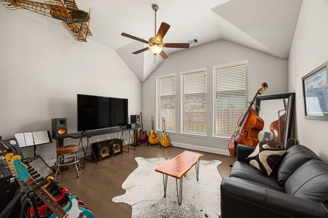 $439,000 | 1315 Wild Mustang Trail, Richmond, TX 77406