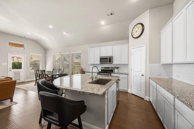 $439,000 | 1315 Wild Mustang Trail, Richmond, TX 77406