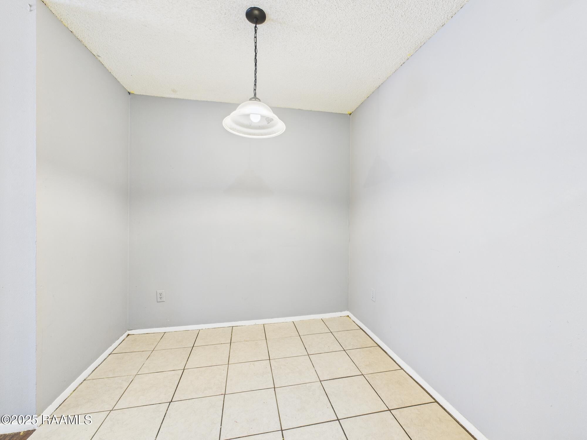 109 Meudon Street, Unit D Duson, LA 70529 - Photo 9 of 19 CAM04246G0-PR0191-STILL004