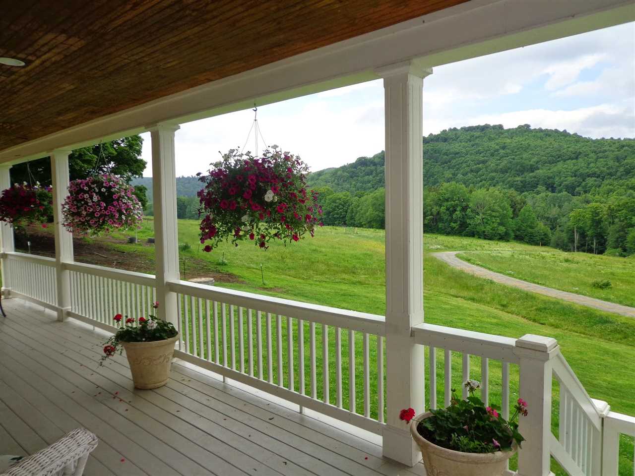 429 Allen Hill Road Pomfret, VT 05053 - Photo 3 of 21