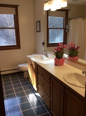 20 Longley Road Shirley, MA 01464 - Photo 17 of 22