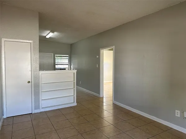 $850 | 3359 Frick Road, Unit 5, Houston, TX 77086