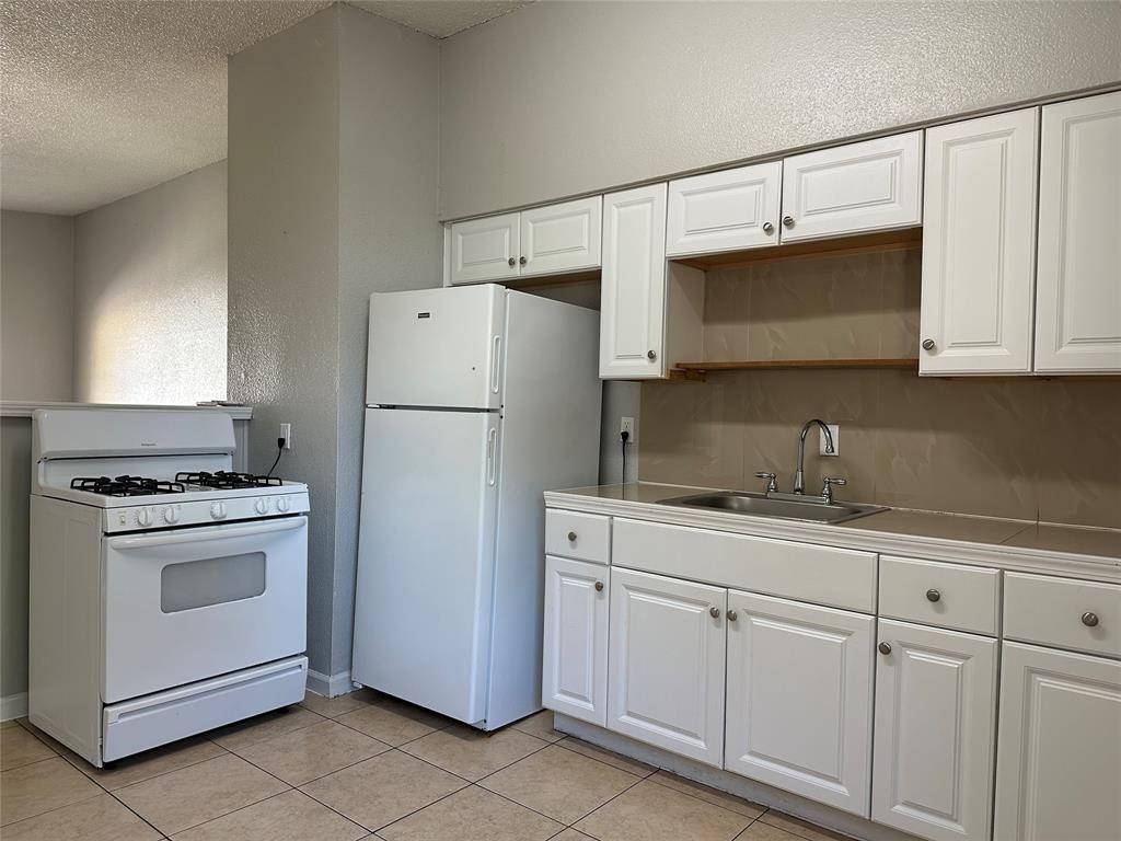 3359 Frick Road, Unit 5 Houston, TX 77086 - Photo 5 of 9