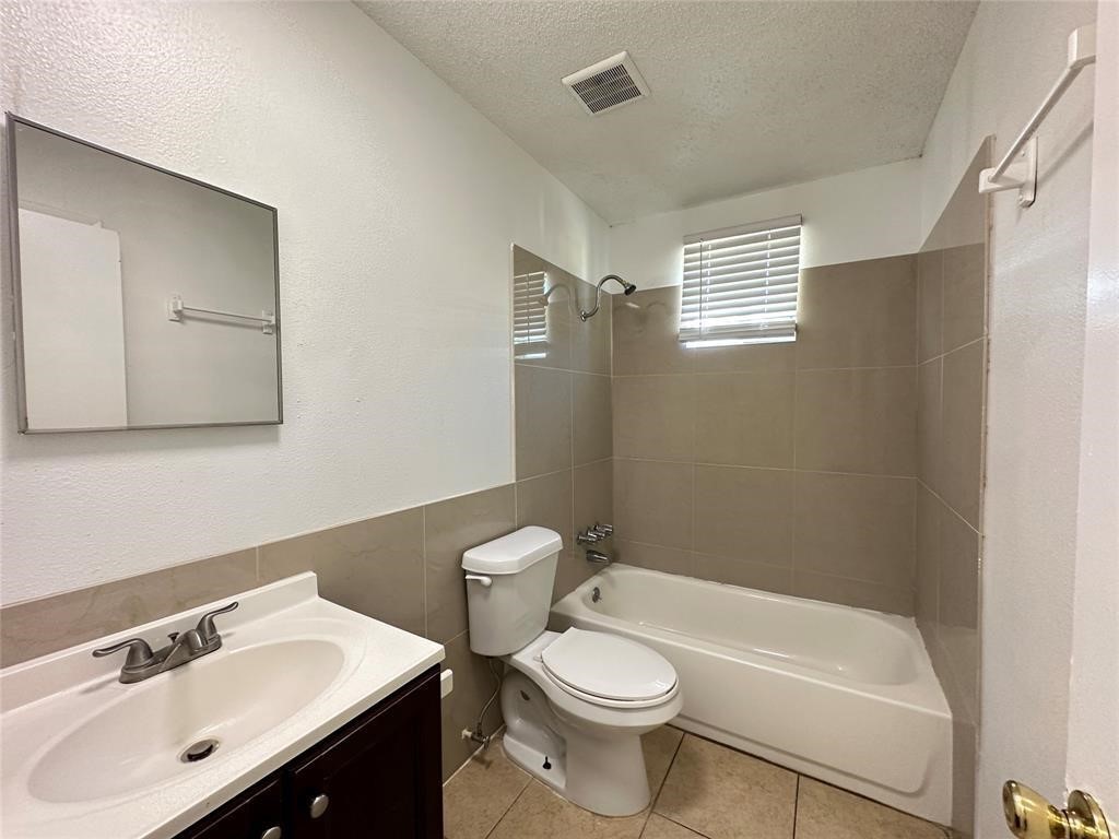 3359 Frick Road, Unit 5 Houston, TX 77086 - Photo 8 of 9