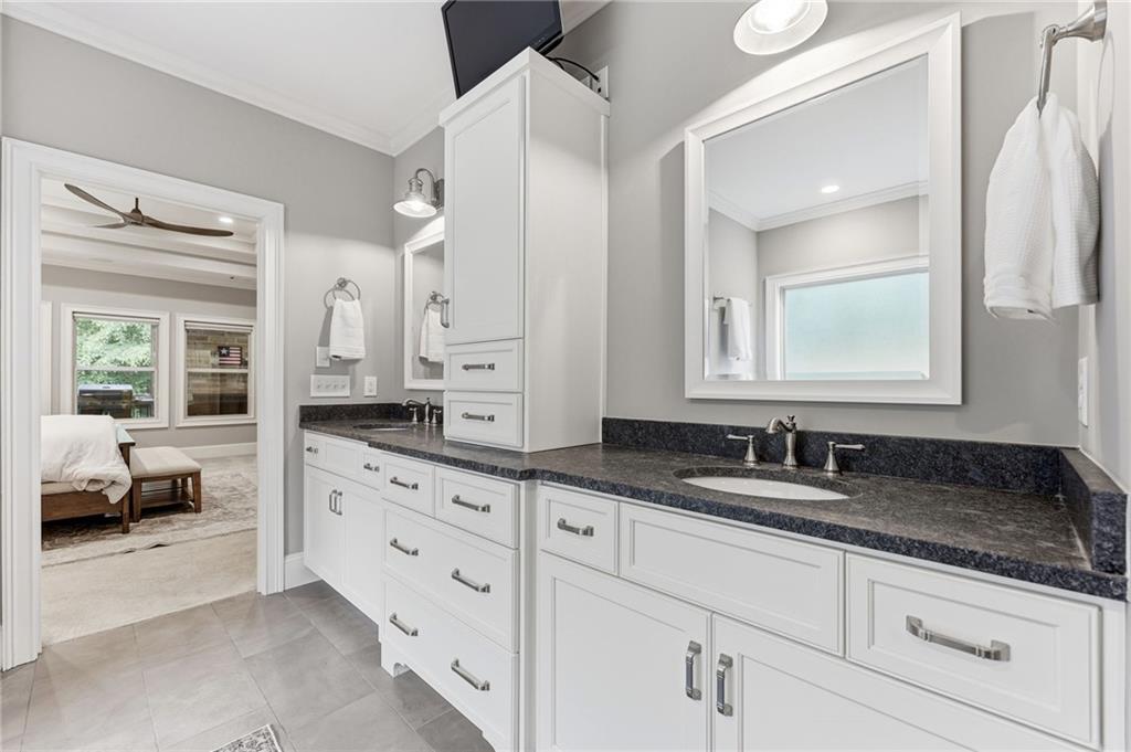 6020 Lake Lanier Heights Road Buford, GA 30518 - Photo 23 of 41