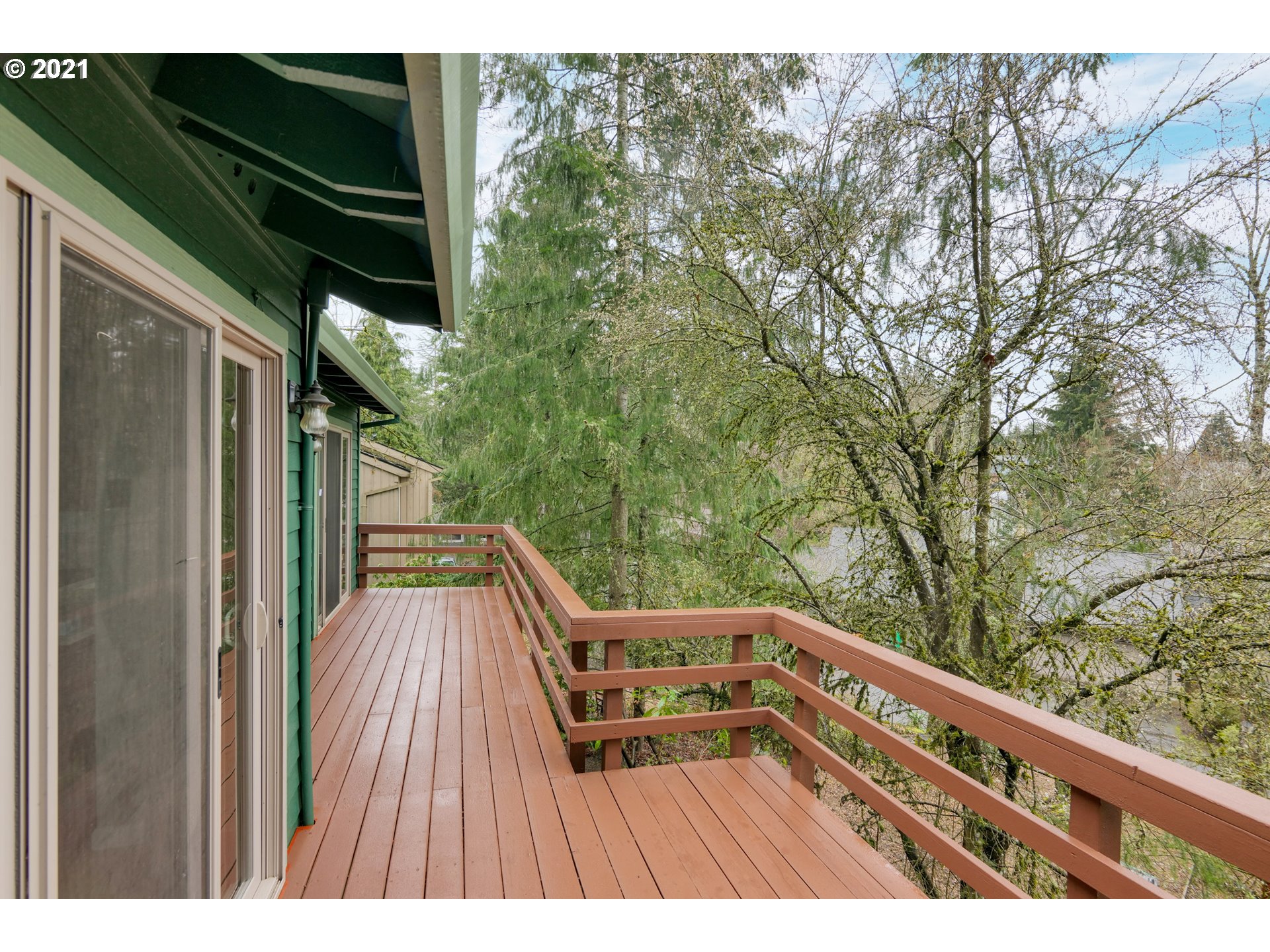 10035 Southwest Quail Post Road Portland, OR 97219 - Photo 24 of 26 Gallery Image 24