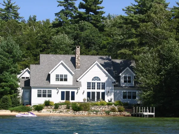 $4,900,000 | 35 Rocky Shore Road, Wolfeboro, NH 03894
