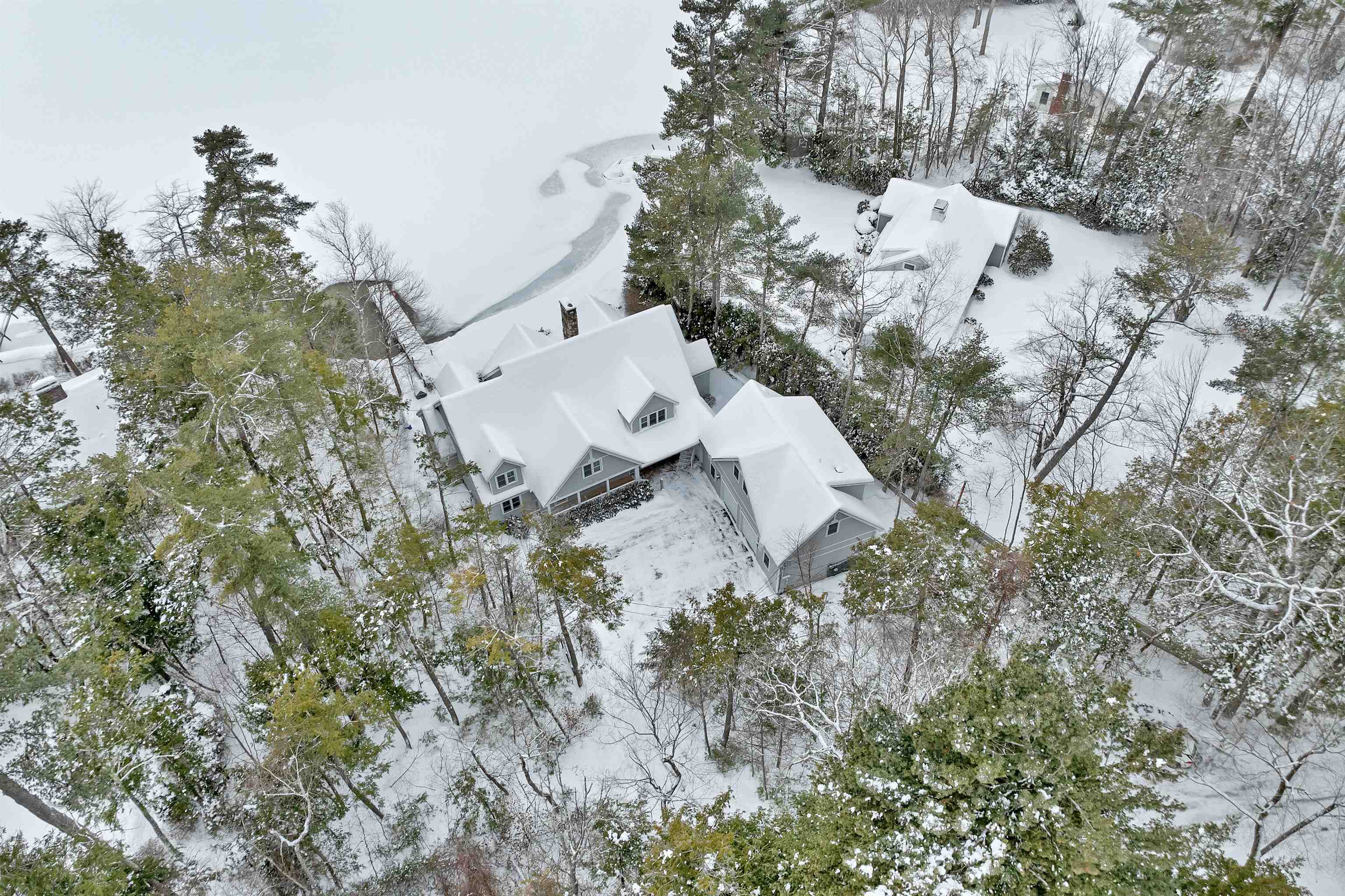 35 Rocky Shore Road Wolfeboro, NH 03894 - Photo 10 of 57