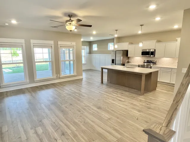 $621,803 | 625 Spring Hill Drive, Smyrna, TN 37167