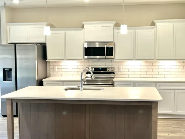 $621,803 | 625 Spring Hill Drive, Smyrna, TN 37167