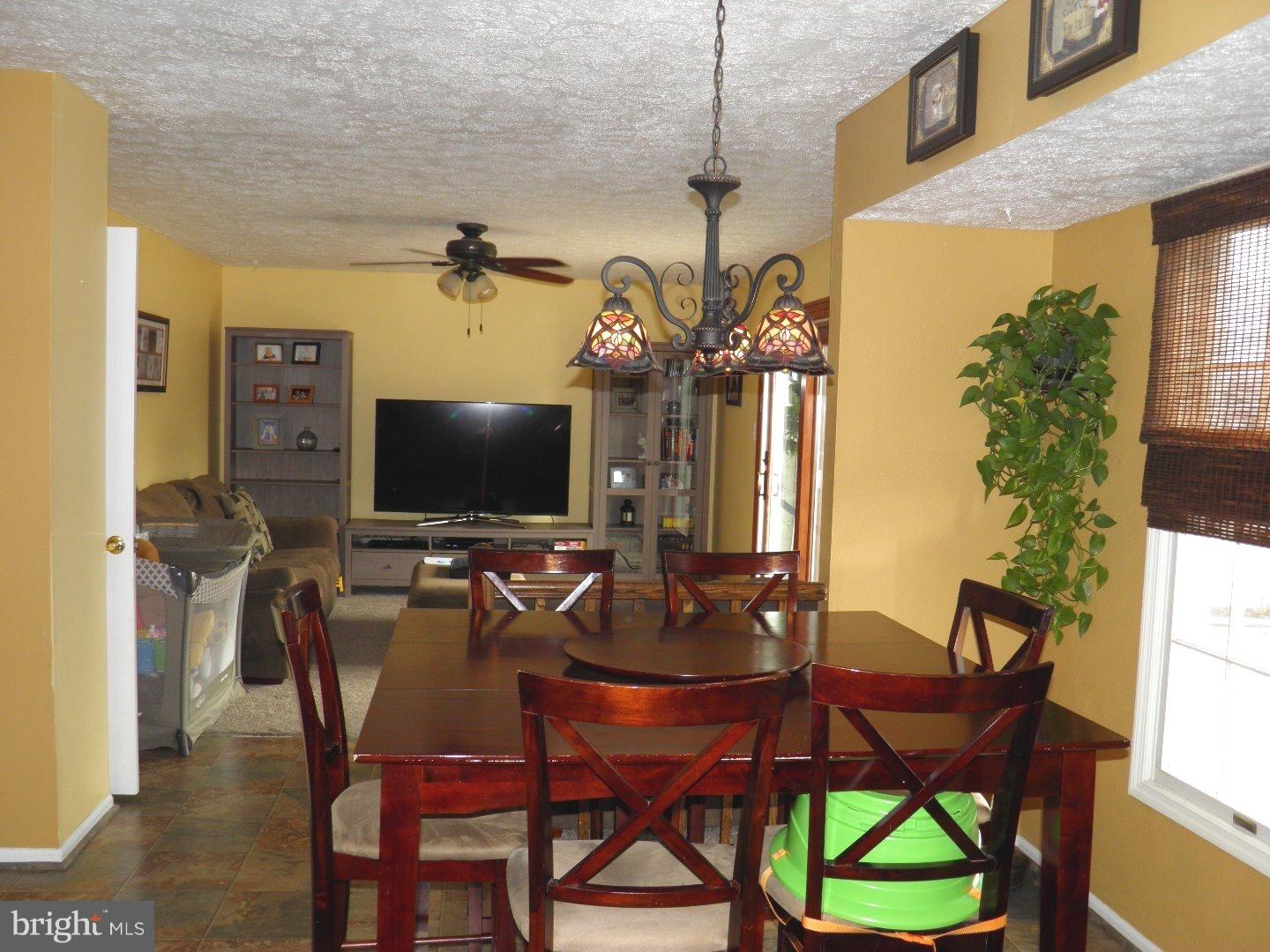 110 Glasgow Road Williamstown, NJ 08094 - Photo 5 of 18 Kitchen