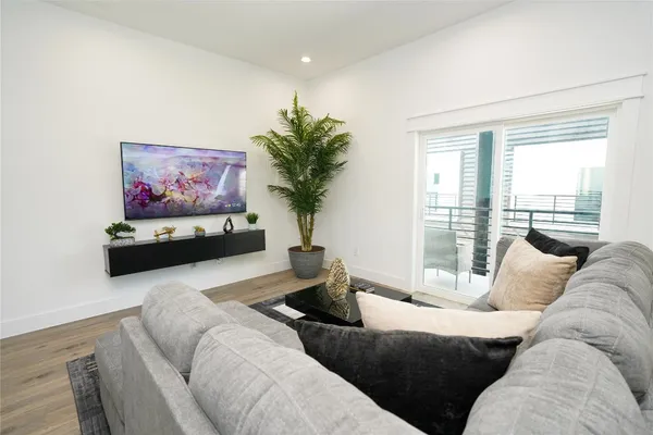 $3,000 | 4607 Edmund Street, Houston, TX 77020