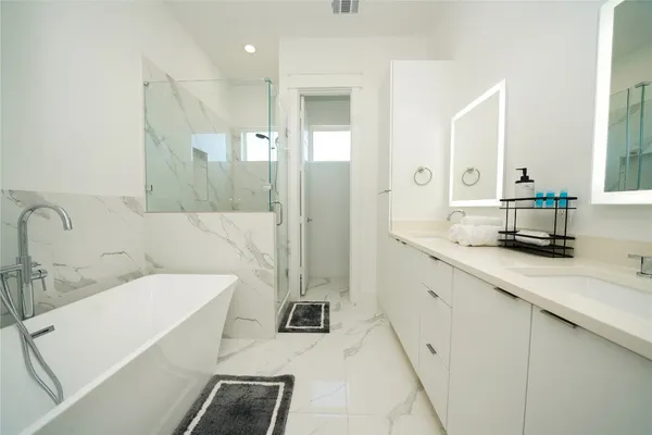 $3,000 | 4607 Edmund Street, Houston, TX 77020