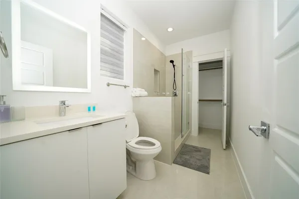 $3,000 | 4607 Edmund Street, Houston, TX 77020