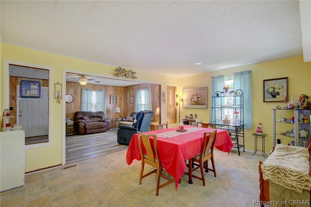 7265 Bray Road Hayes, VA 23072 - Photo 4 of 21 Gallery Image 4