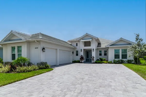 $1,489,000 | 14224 Laguna Springs Lane, Naples, FL 34114