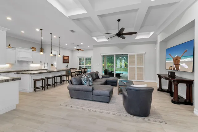 $1,499,000 | 14224 Laguna Springs Lane, Naples, FL 34114