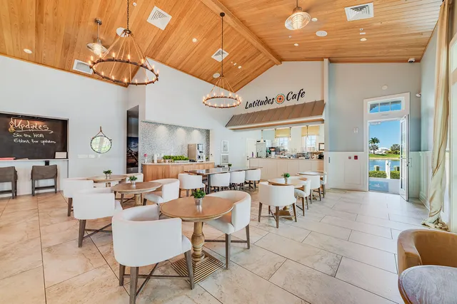 $1,499,000 | 14224 Laguna Springs Lane, Naples, FL 34114