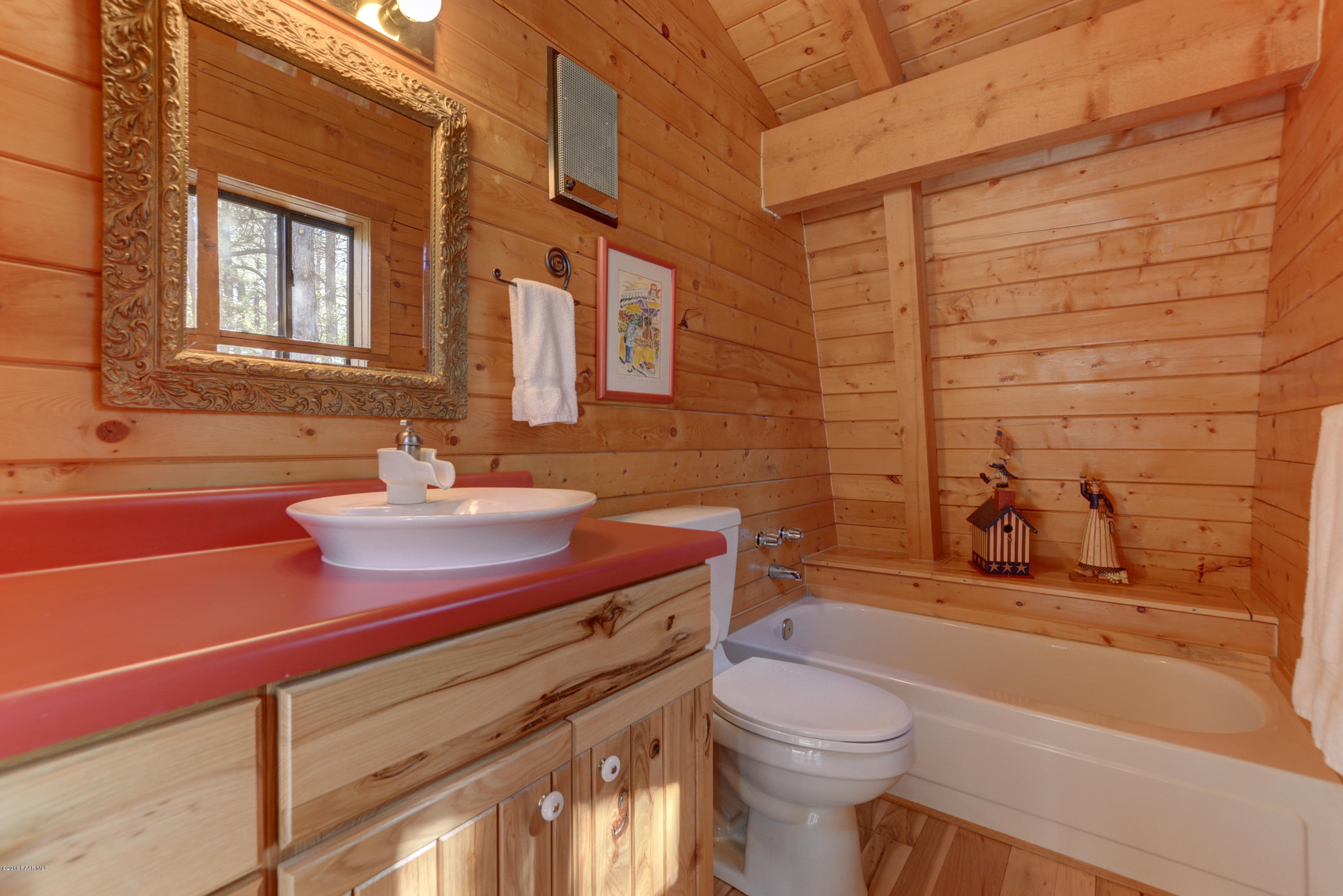 1327 West Boulder Road Prescott, AZ 86303 - Photo 17 of 24 Loft Bathroom