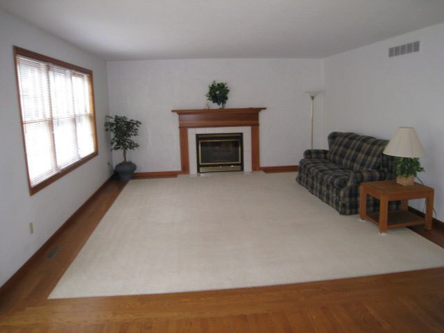 3210 Wakefield Road Goshen, IN 46528 - Photo 4 of 11 Gallery Image 4
