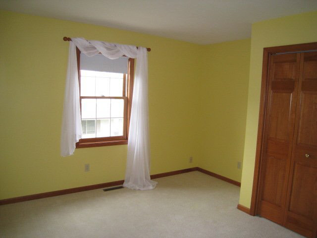 3210 Wakefield Road Goshen, IN 46528 - Photo 10 of 11 Gallery Image 10