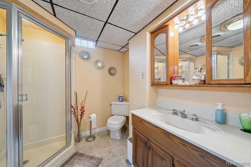 18011 Airport Road Fraser, MI 48026 - Photo 41 of 49 Gallery Image 41