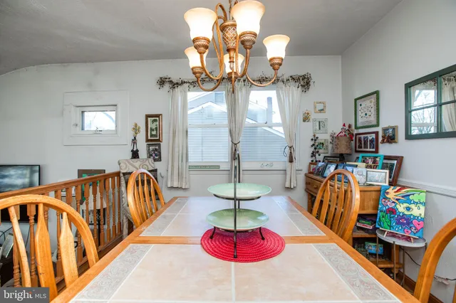 $448,800 | 368 Regina Avenue, Hamilton, NJ 08619