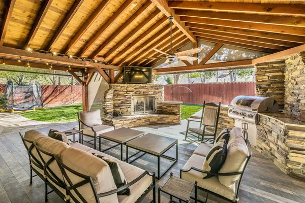 $595,000 | 2811 South Crockett Street, Amarillo, TX 79109