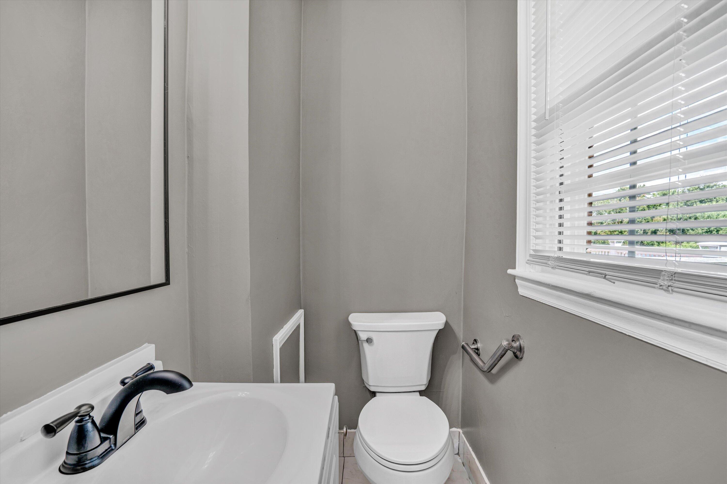 2317 Laura Road Northwest Roanoke, VA 24017 - Photo 18 of 33 19-DSC00142