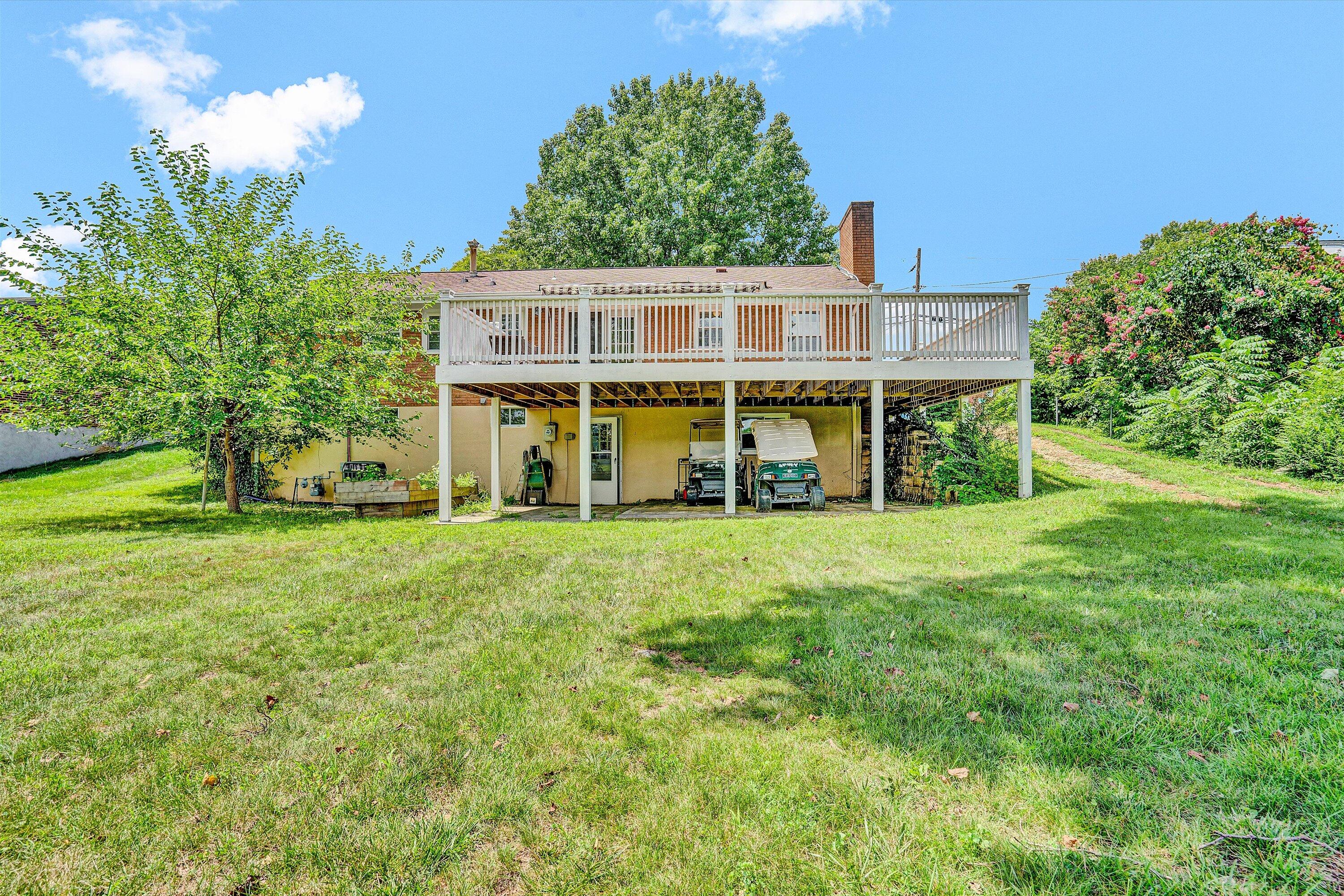2317 Laura Road Northwest Roanoke, VA 24017 - Photo 32 of 33 33-DSC00205