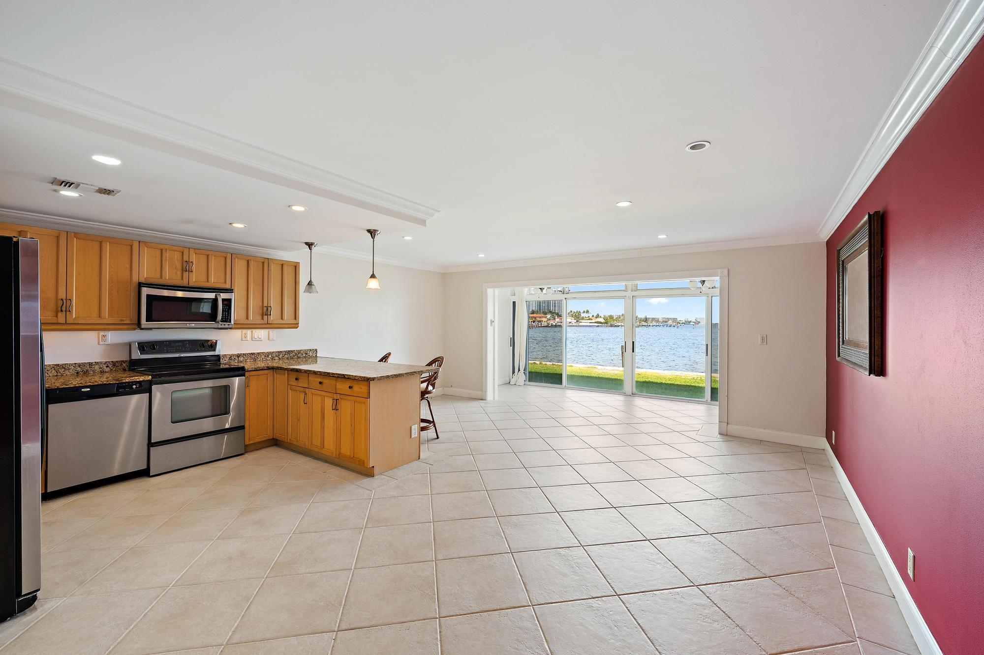 400 Wilma Circle, Unit 108 Riviera Beach, FL 33404 - Photo 20 of 21 Open Floor Plan