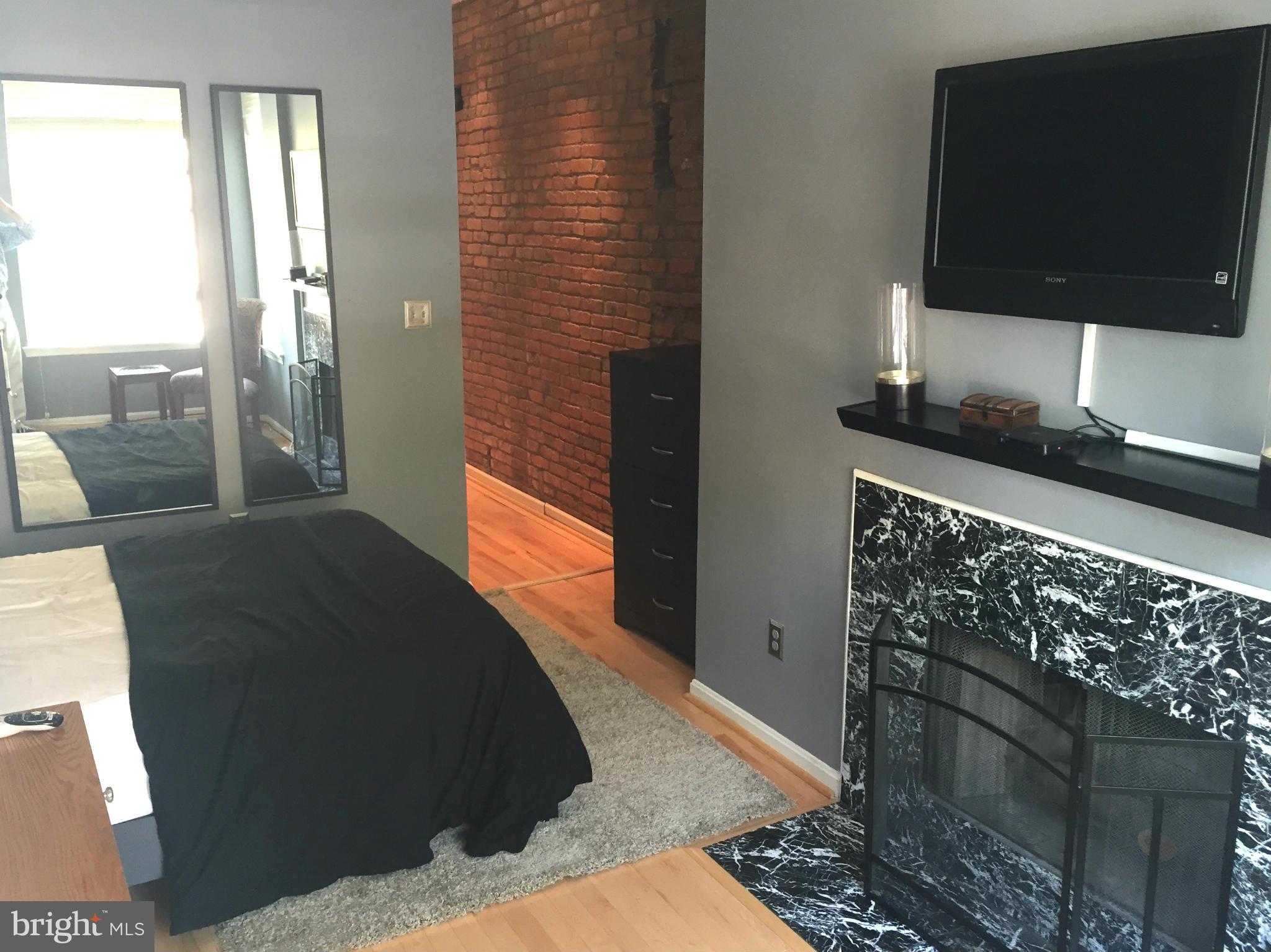1806 Belmont Road Northwest, Unit 1 Washington, DC 20009 - Photo 10 of 25 Bedroom (Master)