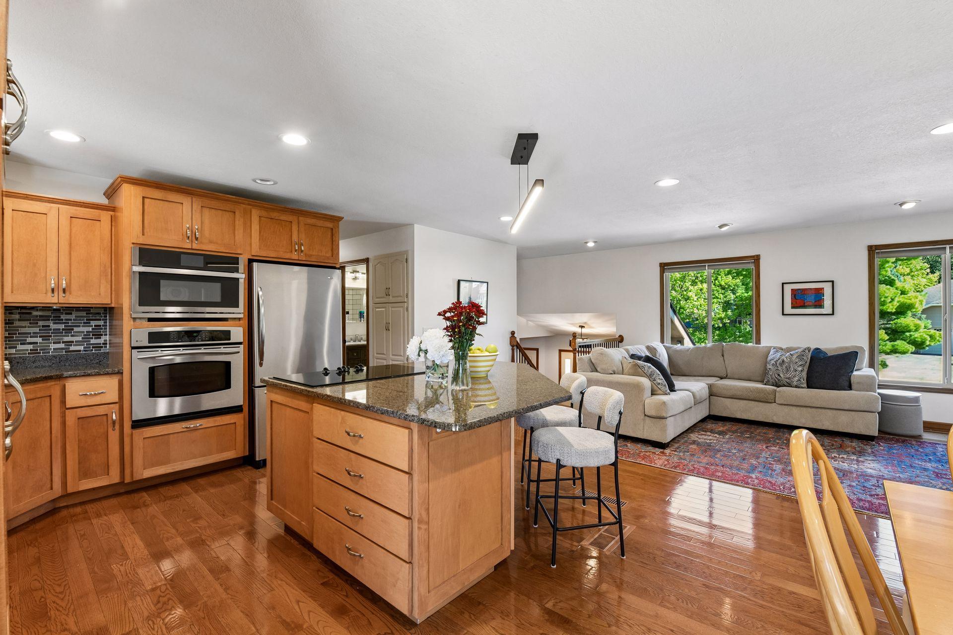 7011 Eagle Ridge Eden Prairie, MN 55346 - Photo 15 of 53 Gallery Image 15
