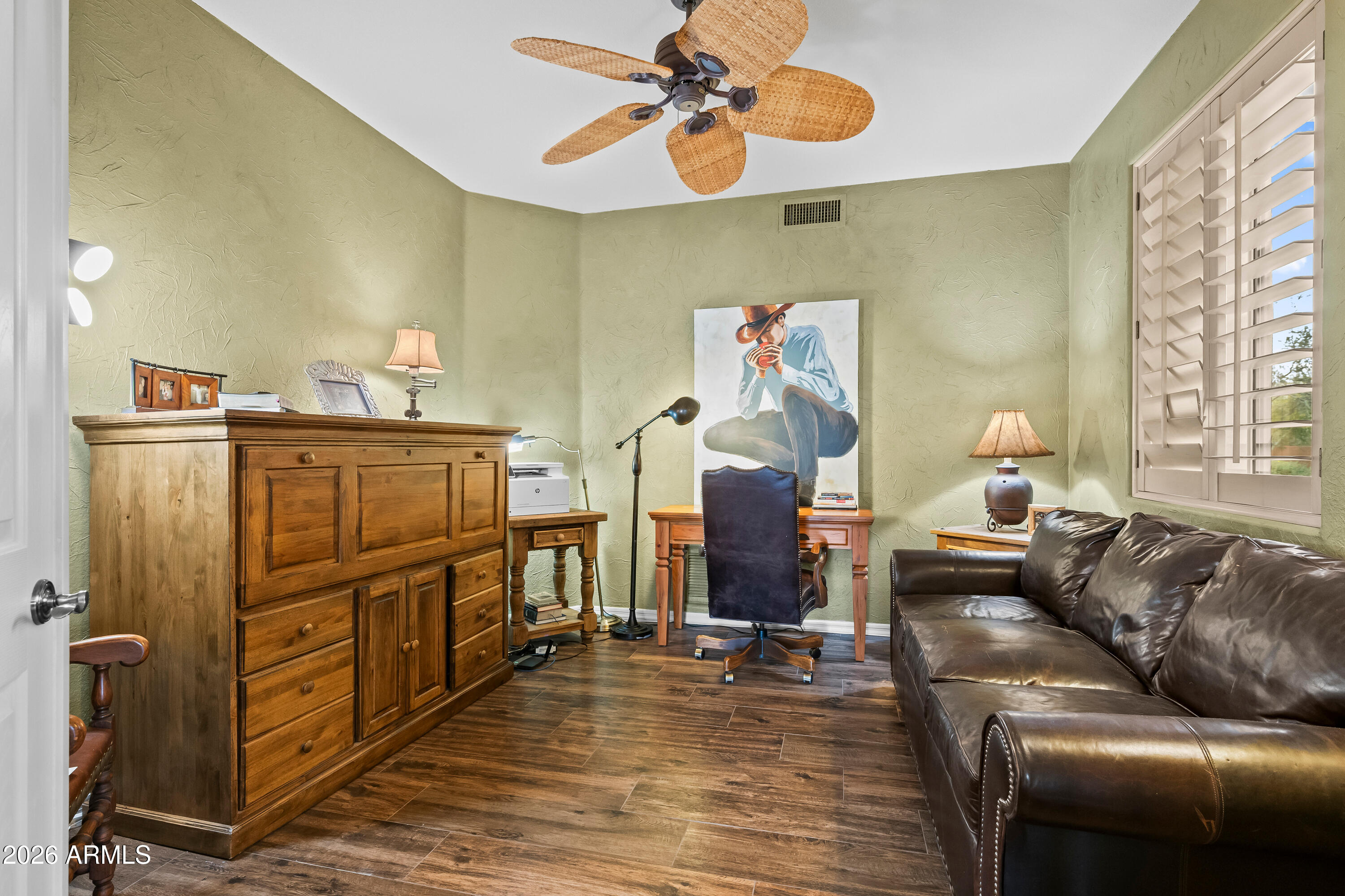 18908 East Quartz Way Rio Verde, AZ 85263 - Photo 19 of 40 a living room with furniture
