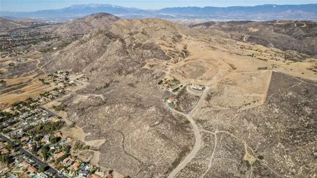 $300,000 | 0 Apn 474-341-005 Moreno Valley, Glendale, CA 91201