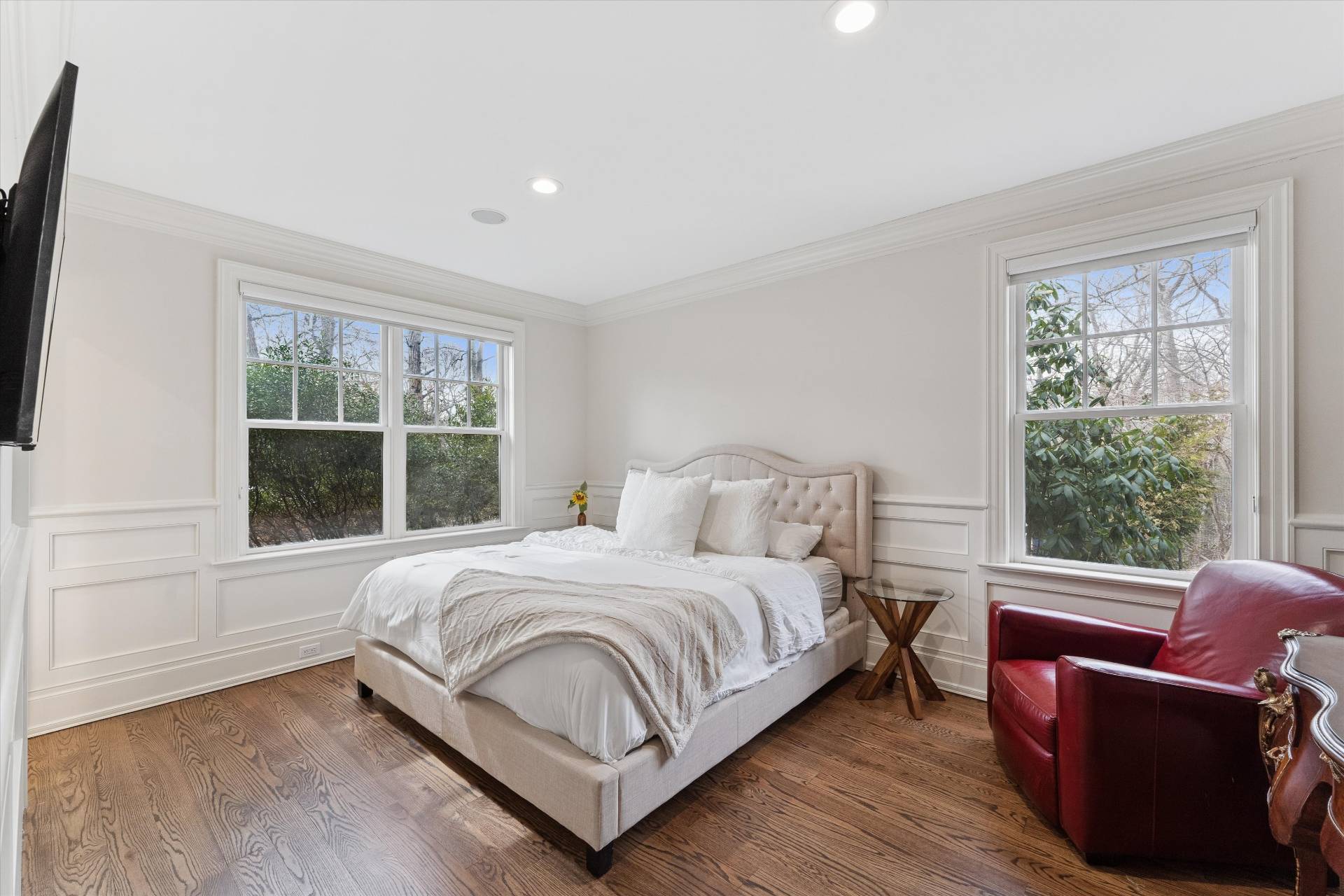 154 Northside Drive Sag Harbor, NY 11963 - Photo 16 of 21 a bedroom with a bed and a window