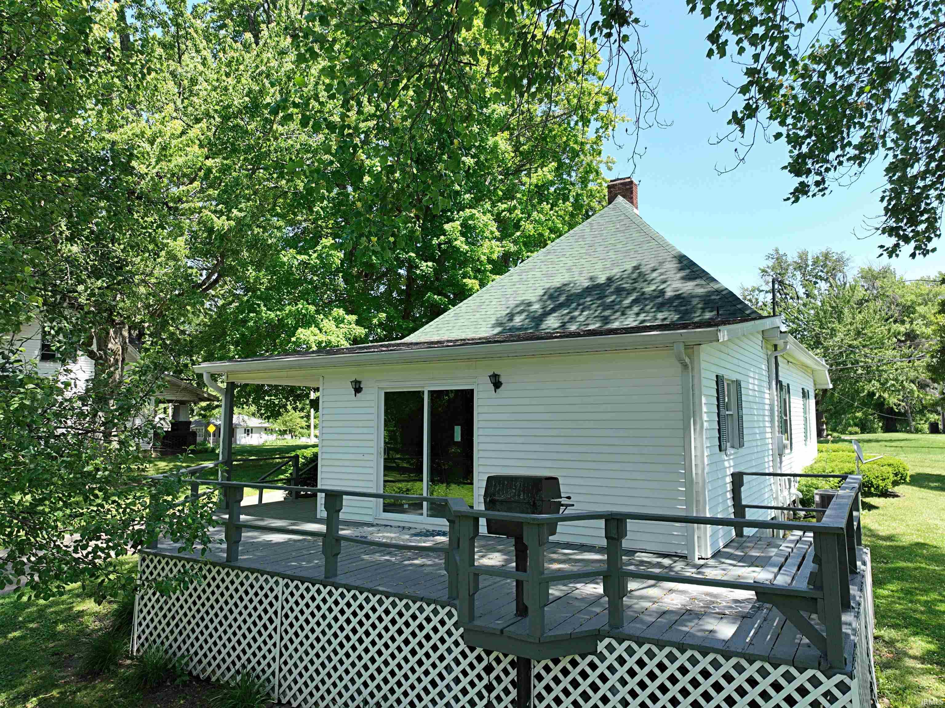 1725 Bedford Road Washington, IN 47501 - Photo 18 of 33