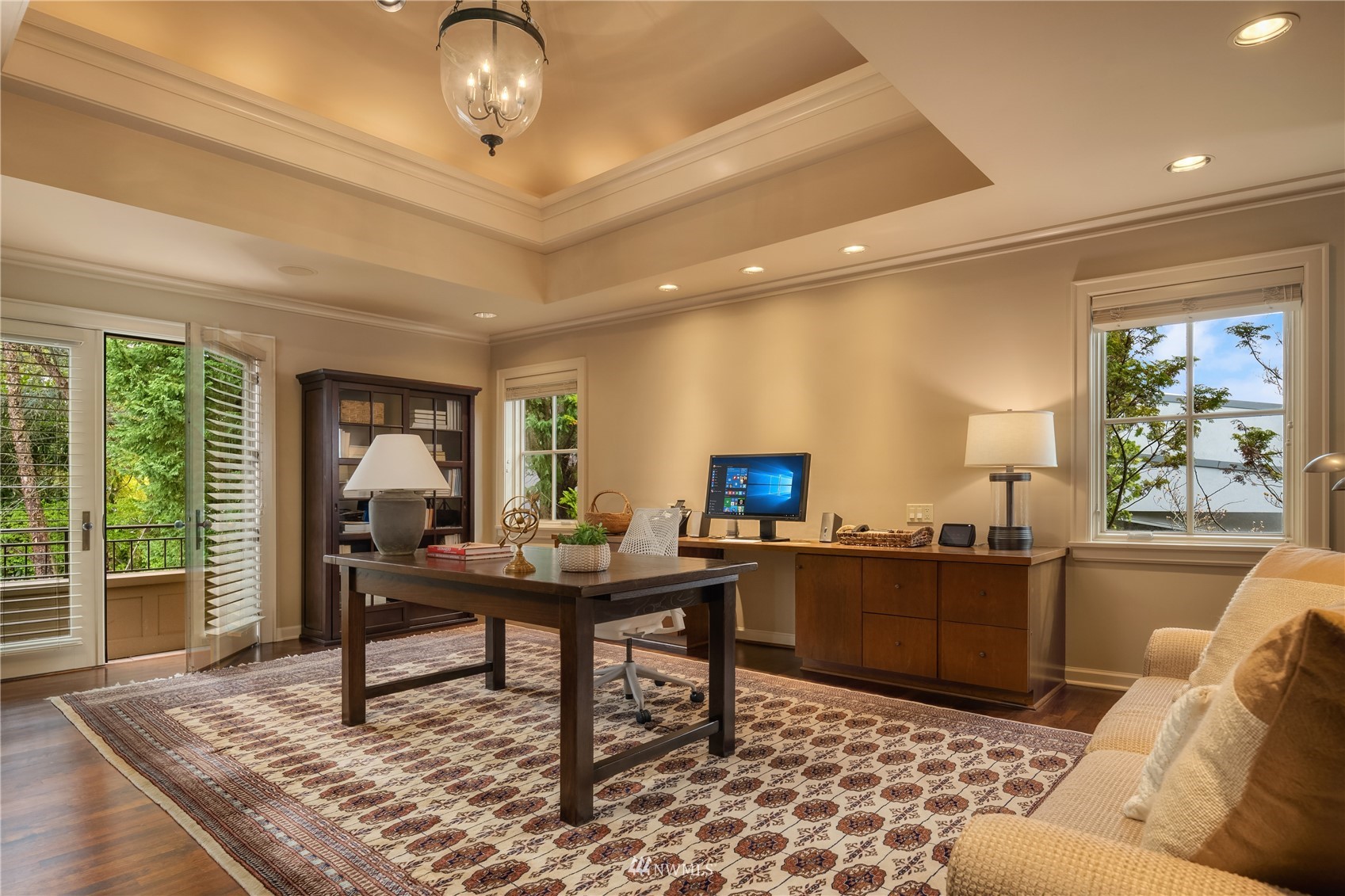 611 Evergreen Point Road Medina, WA 98039 - Photo 24 of 40 a living room with furniture and a window