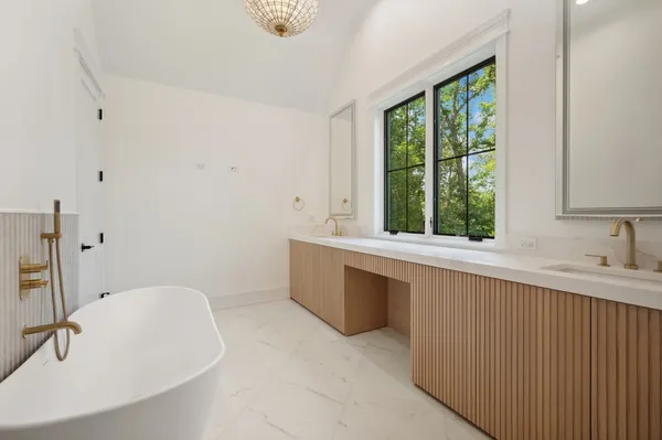 $2,399,000 | 757 Kipling Place, Deerfield, IL 60015