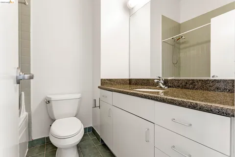 $585,000 | 1007 41st Street, Unit 333, Oakland, CA 94608