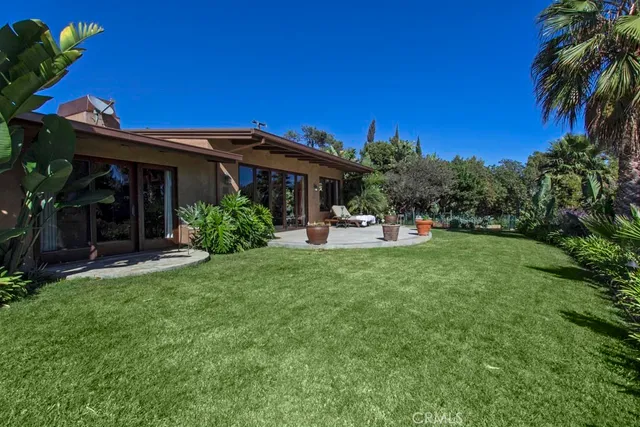 a view of a sign in a park